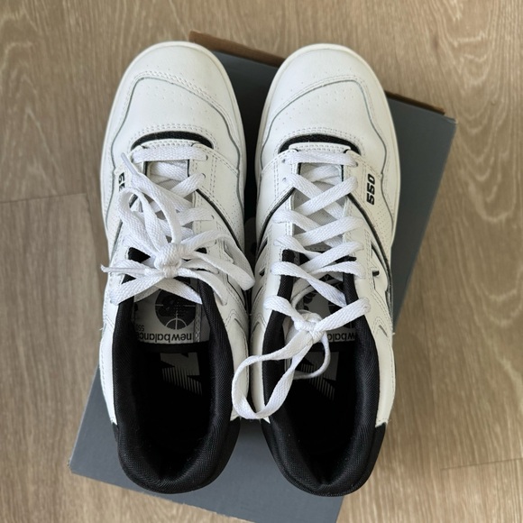 New Balance 550 in white & black - Picture 2 of 5